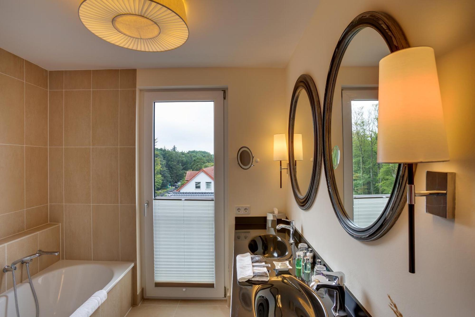 Upstalsboom Kuehlungsborn Otel Dış mekan fotoğraf